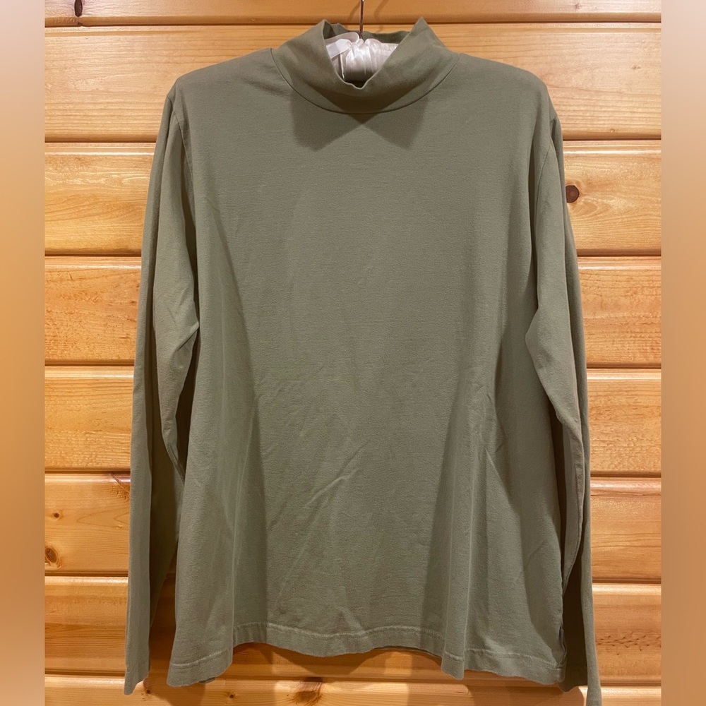 Woolrich XL Olive Green Long Sleeve Turtleneck Top